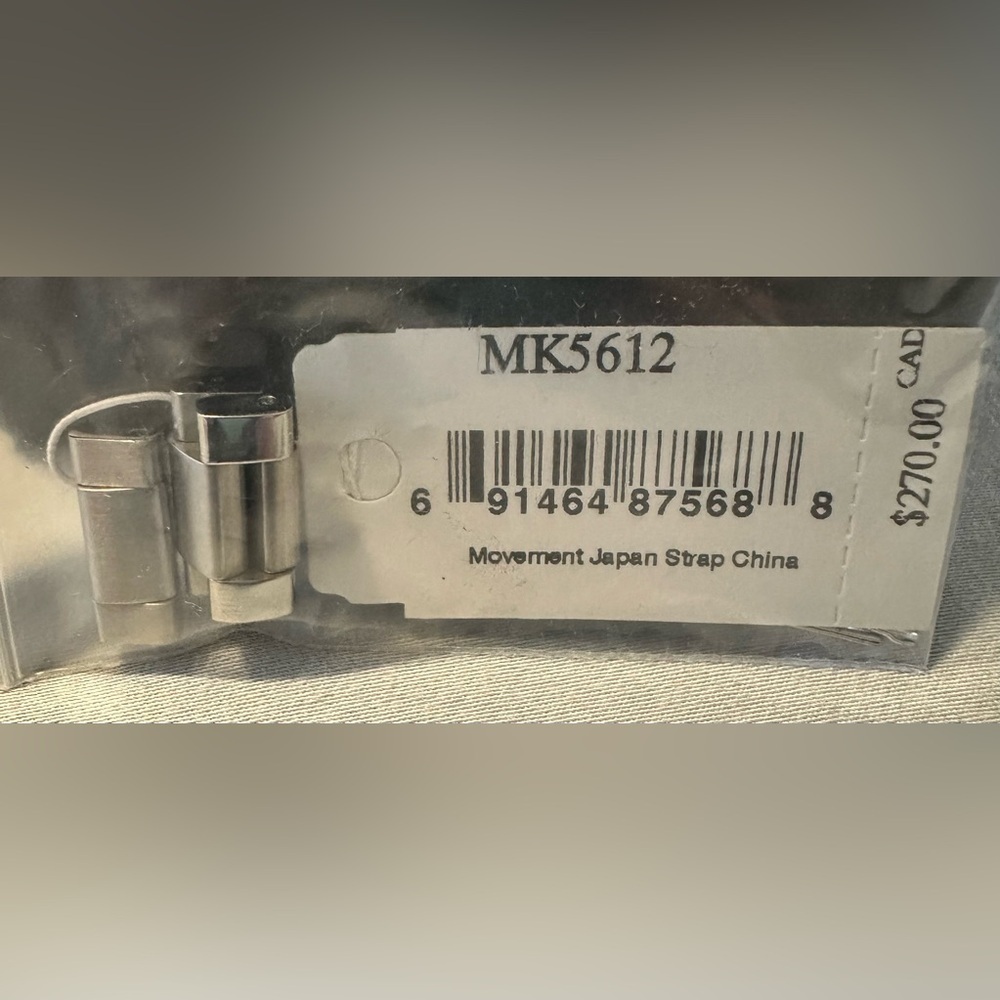 Michael Kors MK5612 Crystal-Embellished Watch in Silver - Picture 10 of 11